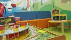 -莫莉幻想儿童乐园(武汉保利广场店)