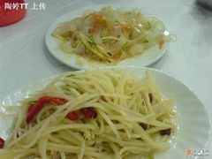 14-维吾尔餐厅(宜山路店)