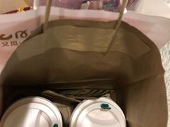 -星巴克(浦东机场T2到达店)