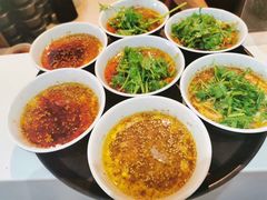 -万记麻辣烫国展总店