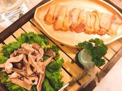 -尚尚仙·酸汤猪手·猪肚鸡火锅(华联万柳购物中心店)