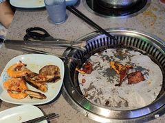 -金滏山烤肉·海鲜·火锅自助餐厅(襄阳万达店)