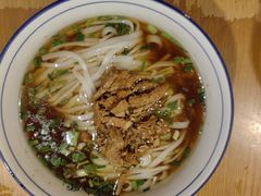 -矮子粉店1985·长沙米粉(湘春路店)