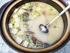 -土砂锅生态山庄·非遗砂锅雅鱼