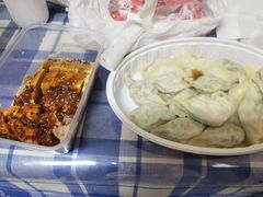 -岳姥姥饺子(泺文路店)