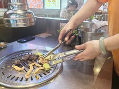 -哈哈碳都·牛肋条无限自助烤肉(台江万达店)