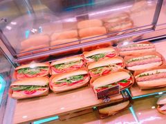 -巴黎贝甜(大宁国际商业广场店)