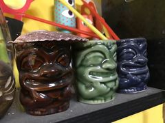 -志龙皇冠吃货椰子铺