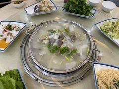 -黎老幺光雾山黄羊汤锅