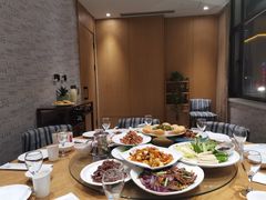 -赶海部落海鲜城(海阳路店)