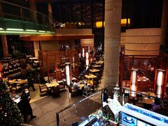 大堂-松山湖凯悦酒店·Café自助餐厅·周末火舞秀表演