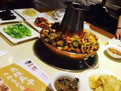 -老佛爷炭火蛙锅直营(清滨路总店)