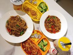 -萨卡屋亲子乐园·餐厅(龙山万物工场店)