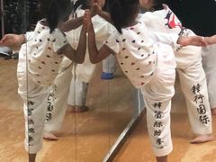 -嗨动跆拳道体能馆(菜百店)