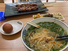 -西部马华清真兰州牛肉面·烧烤夜市(三里河店)