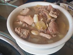 -姥家大锅台水库渔家