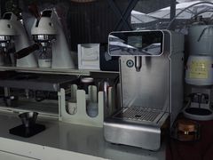 -UNI UNI(环亚凯瑟琳店)