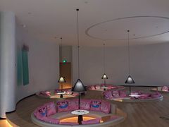 -涨巢·潮玩水疗局