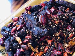 火爆牛肉丝-草原三宝汤锅