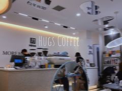 -HUGS coffee(东区店)