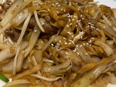 特色炒牛河-滋味满屋美食坊(上海街店)