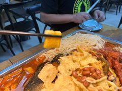 -在巷子里的烤肉店·螺蛳粉烤鱼·牛蛙(和美城店)