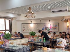 大堂-八两八金·莱芜特色炒鸡(市南漳浦路店)