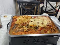 -在巷子里的烤肉店·螺蛳粉烤鱼·牛蛙(和美城店)
