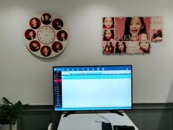 -亲吻宝贝儿童摄影