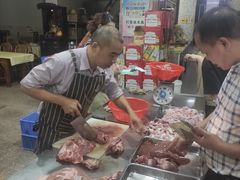 -标记美食新鲜猪杂(兴南大道店)