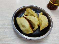 -黄阿姨锅贴大王(万航渡路店)