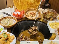 -锅当当铁锅炖烀饼王(长泰广场店)