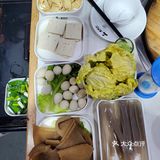 点了他家的招牌地锅鸡，确实很不错
