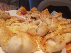 咸蛋黄花轮芝士披萨-必胜客(上地华联店)
