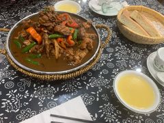 -八两八金·莱芜特色炒鸡(市南漳浦路店)
