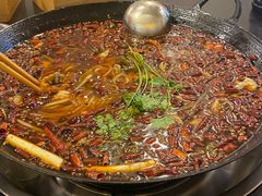 -鸿顺老铁锅美蛙鱼府(解放碑店)