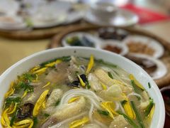 -桥香园云南过桥米线(金马碧鸡店)