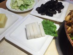 -老佛爷炭火蛙锅直营(清滨路总店)