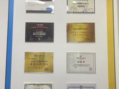 -童程童美·信息学竞赛·乐高机器人编程(长宁来福士校区)