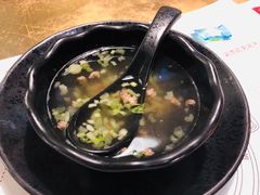 -左庭右院鲜牛肉火锅(金山万达店)