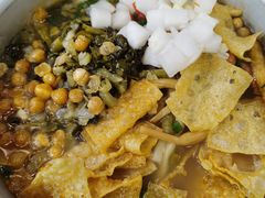 -丽丽三鲜螺蛳粉(田林路店)