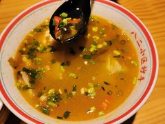 -八二小区抄手(龙湖上城天街店)