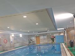 -小蓝鲸游泳培训基地(石景山店)