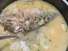 -土砂锅生态山庄·非遗砂锅雅鱼