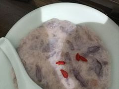 -红九格老火锅(三峡广场店)