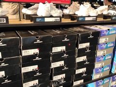 -SKECHERS 斯凯奇(上海国际时尚中心店)