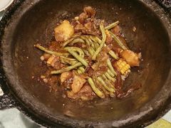 -快乐老家三鲜饺子东北菜(南六中路店)