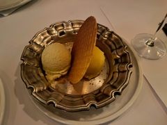 杏仁冰淇淋-壳里西餐厅Coquille Seafood Bistro(蒙自路店)