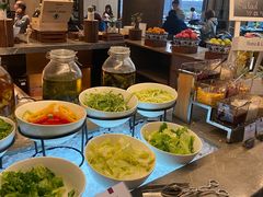 自助取餐区-康莱德酒店·美庭自助餐厅