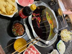 -重庆风光老灶火锅城(同德广场店)